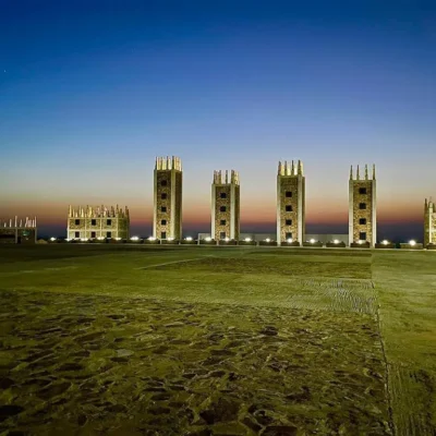 Даг Хьюард-Миллс — одна из лучших библейских школ в Африке